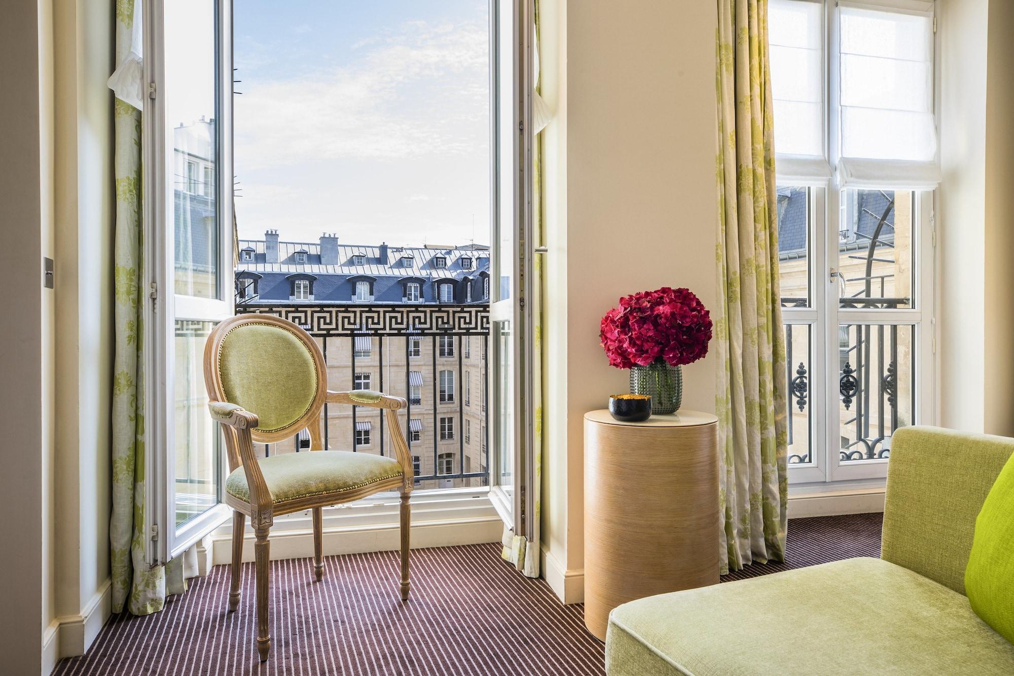 Grand Hotel Du Palais Royal Париж Экстерьер фото